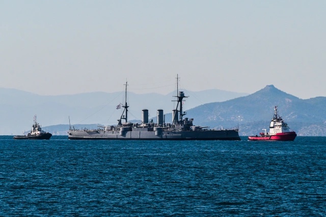 Το-Πολεμικό-Ναυτικό-υποδέχθηκε-τη-φρεγάτα-«Κίμων»-–-Μητσοτάκης:-Χρέος-μου-να-παραδώσω-μία-πατρίδα-ασφαλέστερη-απ’-ό,τι-την-παρέλαβα Το-Πολεμικό-Ναυτικό-υποδέχθηκε-τη-φρεγάτα-«Κίμων»-–-Μητσοτάκης:-Χρέος-μου-να-παραδώσω-μία-πατρίδα-ασφαλέστερη-απ’-ό,τι-την-παρέλαβα