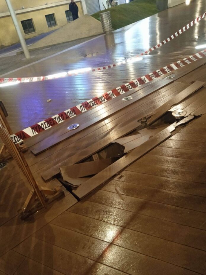 Σοβαρές-φθορές-στο-δάπεδο-της-πλατείας-καπνεργάτη-στην-Καβάλα Σοβαρές-φθορές-στο-δάπεδο-της-πλατείας-καπνεργάτη-στην-Καβάλα