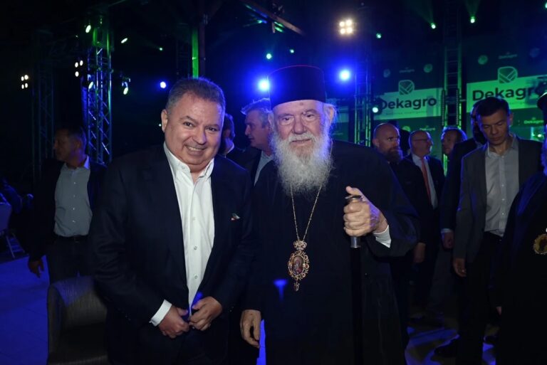 Αρχιεπίσκοπος-Ιερώνυμος-για-Λαυρέντη-Λαυρεντιάδη:-Παράδειγμα-Έλληνα,-οικογενειάρχη-και-επιχειρηματία