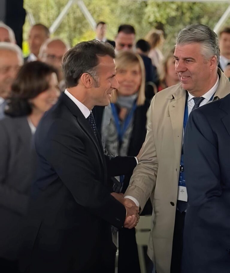 Συνάντηση-του-Χριστόδουλου-Τοψίδη-με-τον-Εμαννουέλ-Μακρόν-στην-Αθήνα