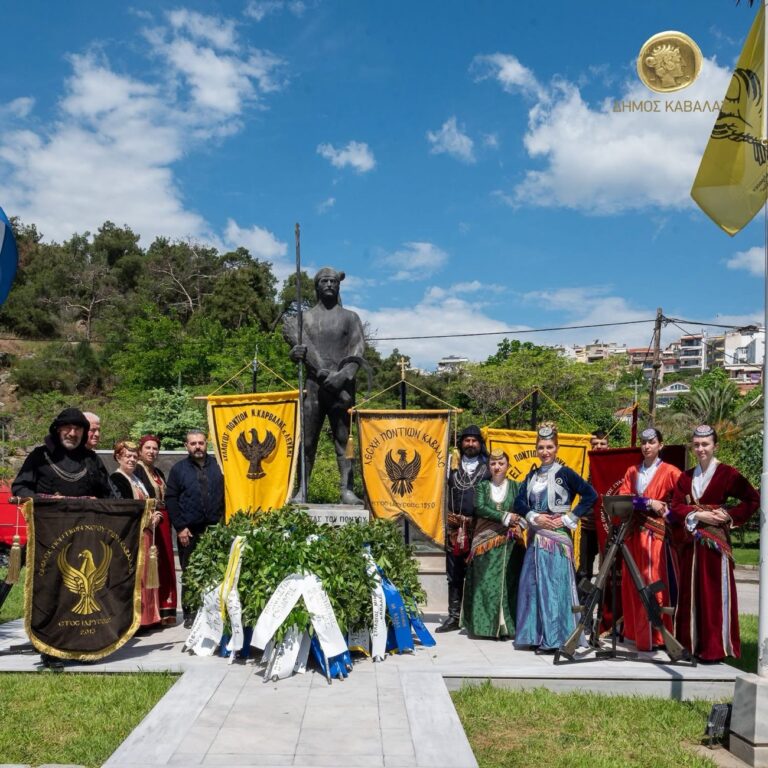 Εκδηλώσεις-μνήμης-για-την-Γενοκτονία-των-Ελλήνων-του-Πόντου,-στο-μνημείο-του-Ποντιακού-Ελληνισμού-“Ο-Ακρίτας-του-Πόντου”