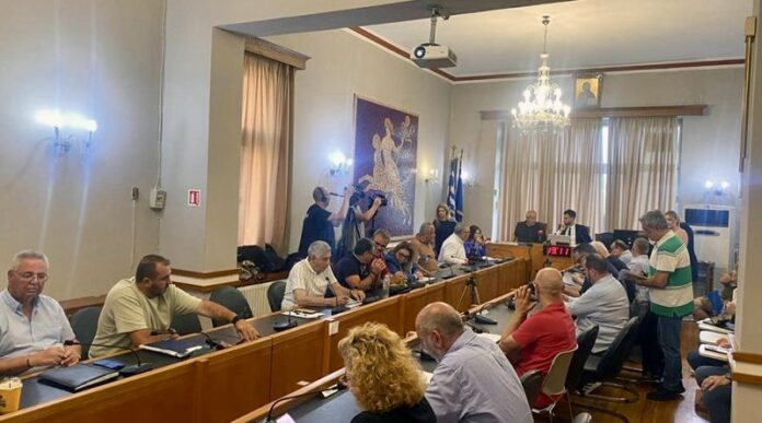 Η-απόφαση-του-Δημοτικού-Συμβουλίου-για-το-έργο-του-σιδηρόδρομου