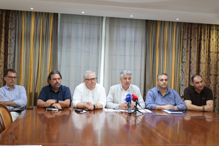 Παρουσίαση-του-απολογισμού-των-2,5-ετών-διοίκησης-της-Περιφέρειας-ΑΜΘ-–-Περιφερειάρχης-Χριστόδουλος-Τοψίδης:-Με-έργο,-διαφάνεια-και-συνεργασία-συνεχίζουμε-ακόμη-πιο-δυναμικά-για-την-ΠΕ.-Καβάλας-και-το-νησί-της-Θάσου
