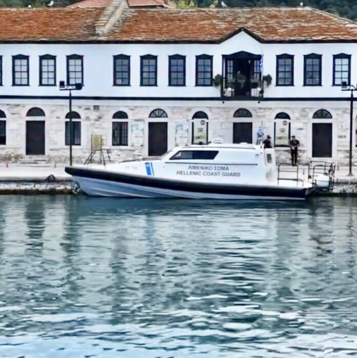 Κικίλιας:-Έξι-διακομιδές-έχουν-ήδη-πραγματοποιηθεί-με-το-πλωτό-ασθενοφόρο-της-Θάσου Κικίλιας:-Έξι-διακομιδές-έχουν-ήδη-πραγματοποιηθεί-με-το-πλωτό-ασθενοφόρο-της-Θάσου